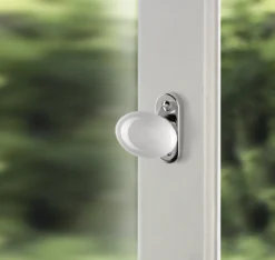 Fensterolive Porzellan