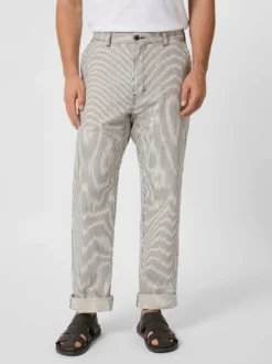 Herrenhose gestreift