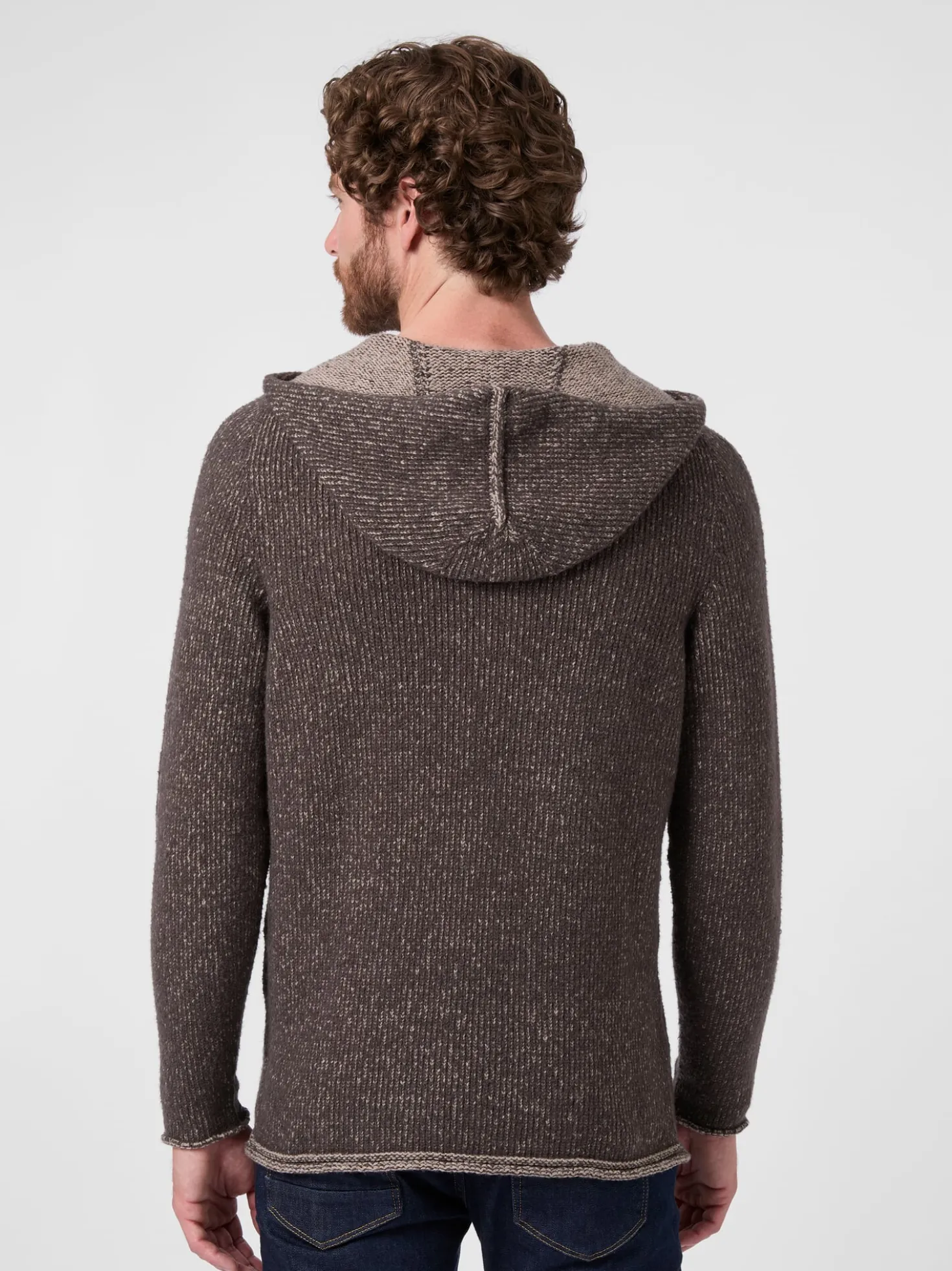 Herrenpullover mit Kapuze