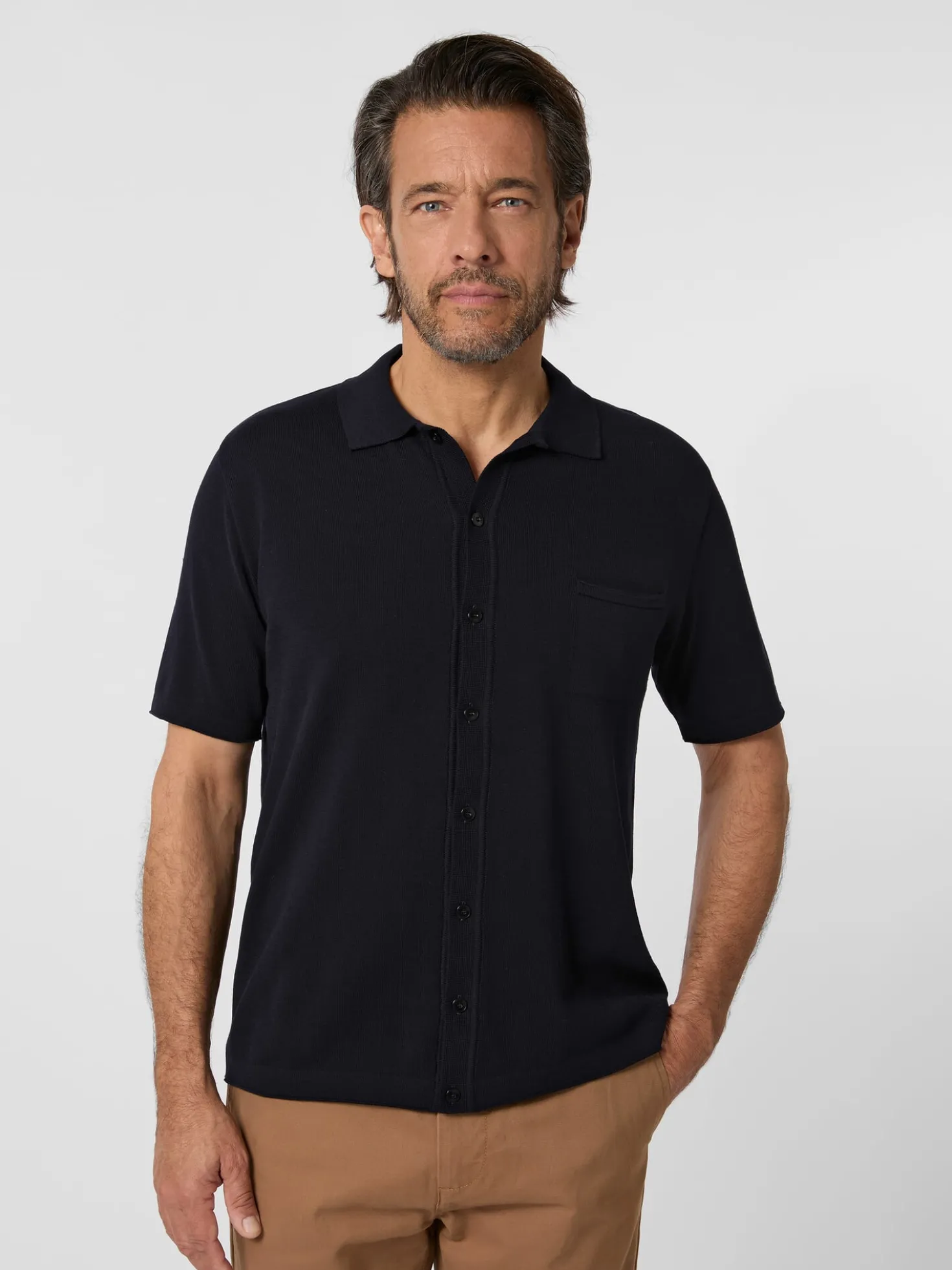 Herren-Strickshirt geknöpft