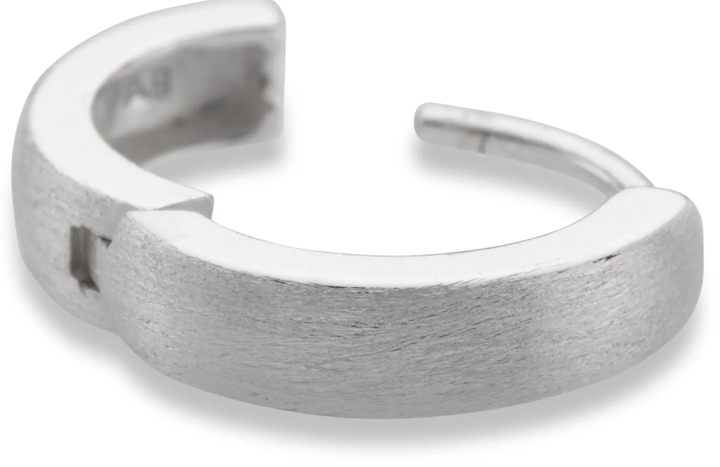 Ohrring Satin-Huggie