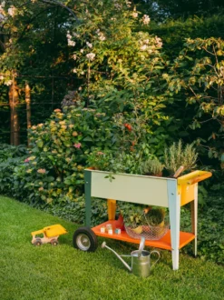 Rollbares Hochbeet für Kinder