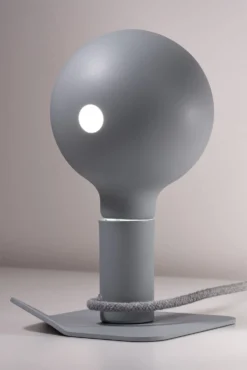 Tischleuchte Base Magnetica