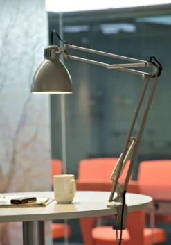 Tischleuchte Luxo L-1