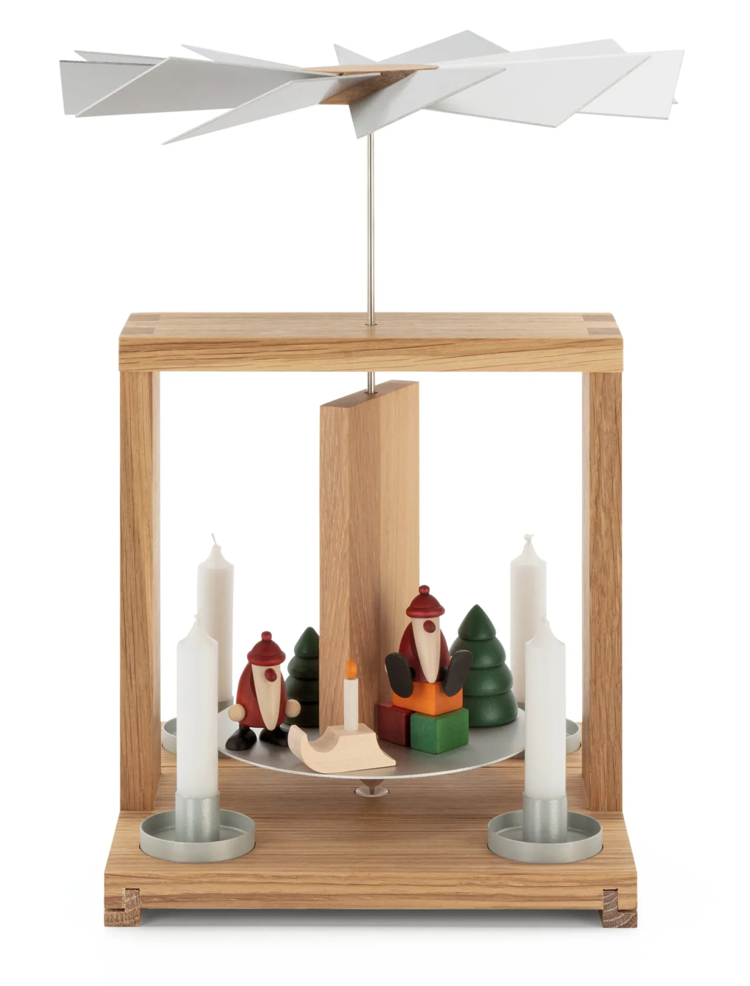 Tischpyramide mit Figuren