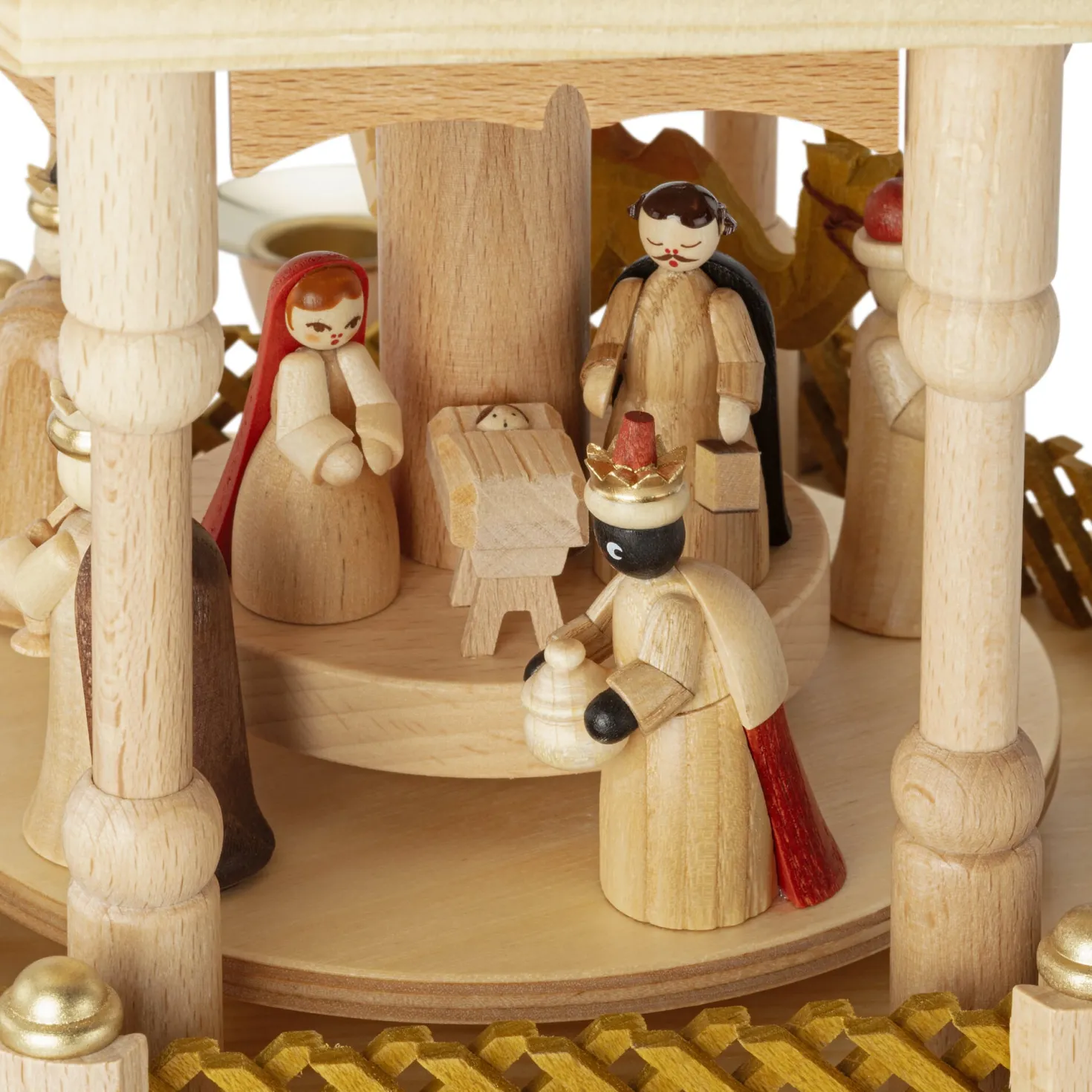 Weihnachtspyramide traditionell dreistöckig